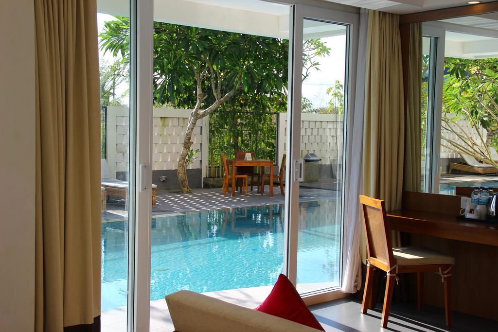 Junior Suite with Pool Access